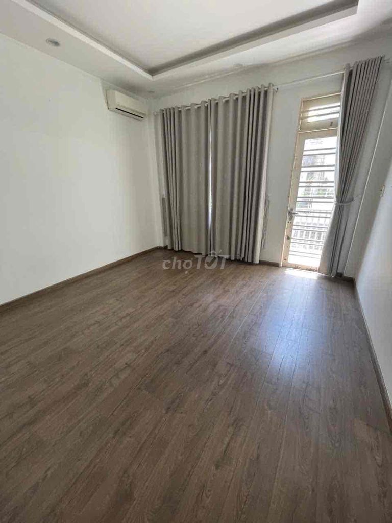 Rent a truck alley near the Quusk tree market - 3 bedroom 3 - sd ~200 m2