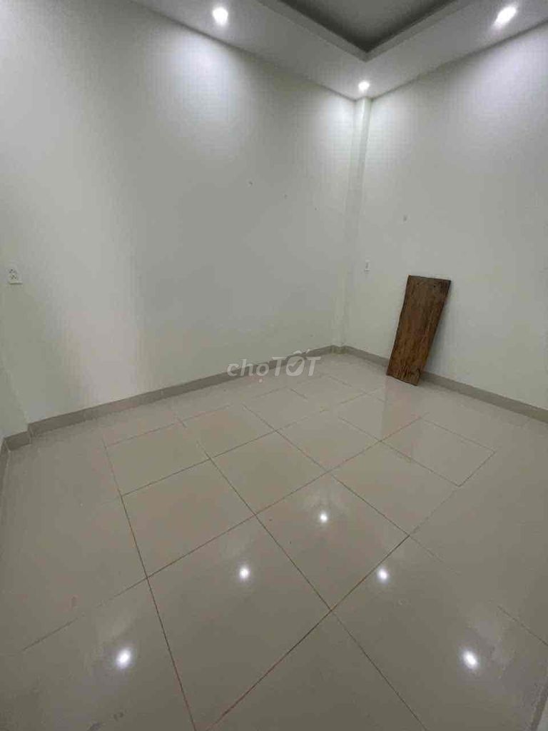 Rent a truck alley near the Quusk tree market - 3 bedroom 3 - sd ~200 m2