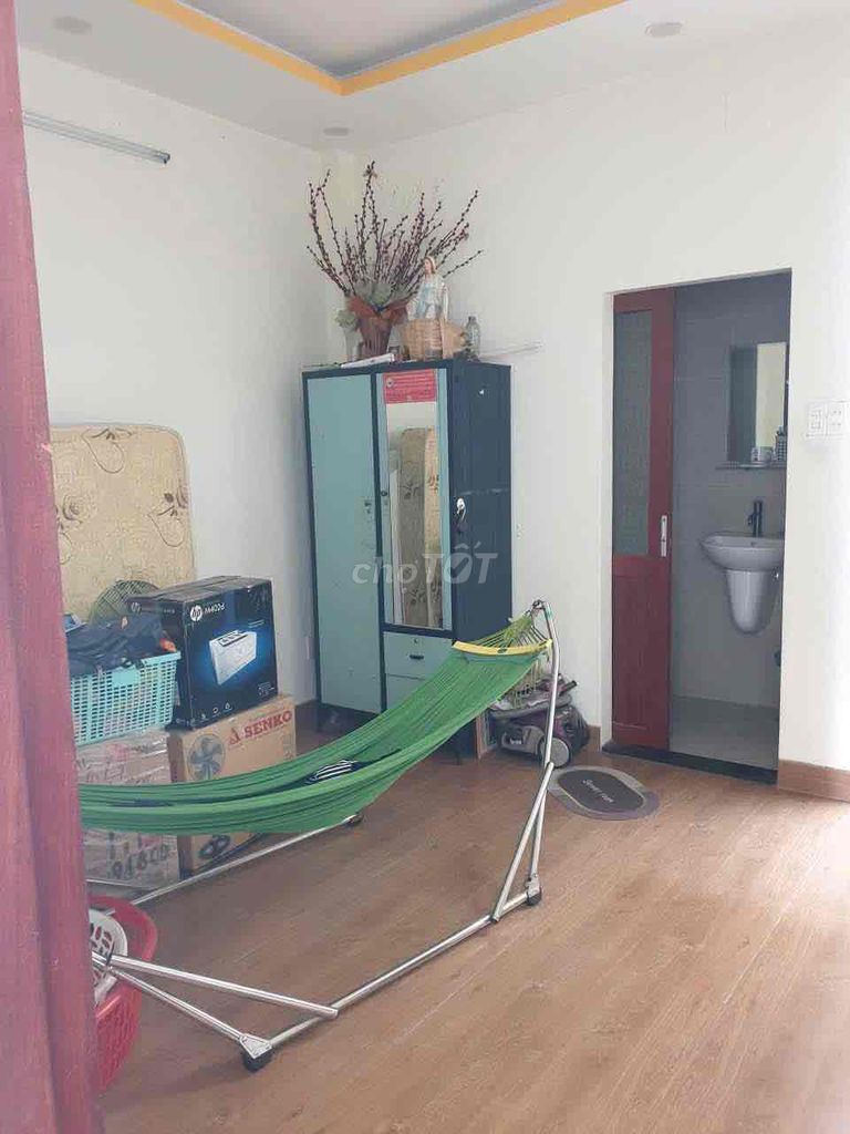 4th floor 4 x 15 4 bedroom 4 Nguyễn Xiển alley toilet near the Diamond Island