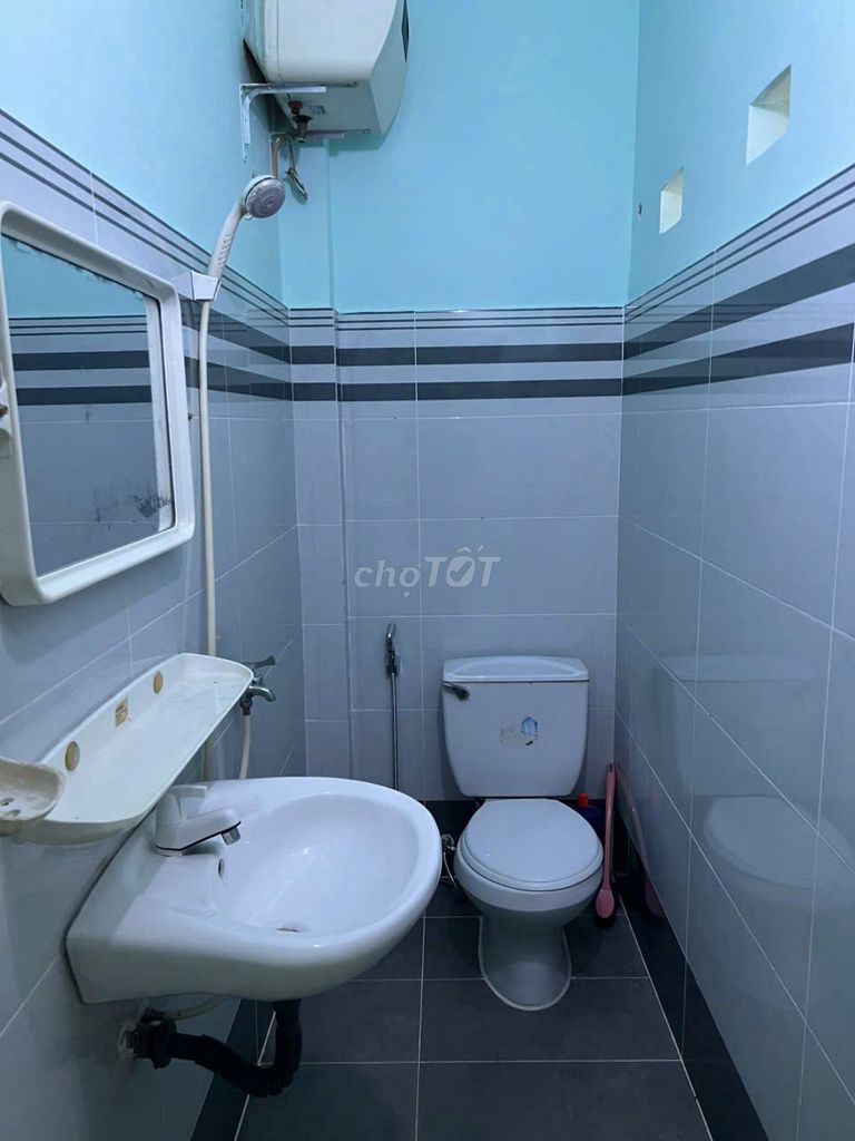 Rent the level 2 - Nguyễn Văn Nghi 40 m2 near Gò Vấp Market