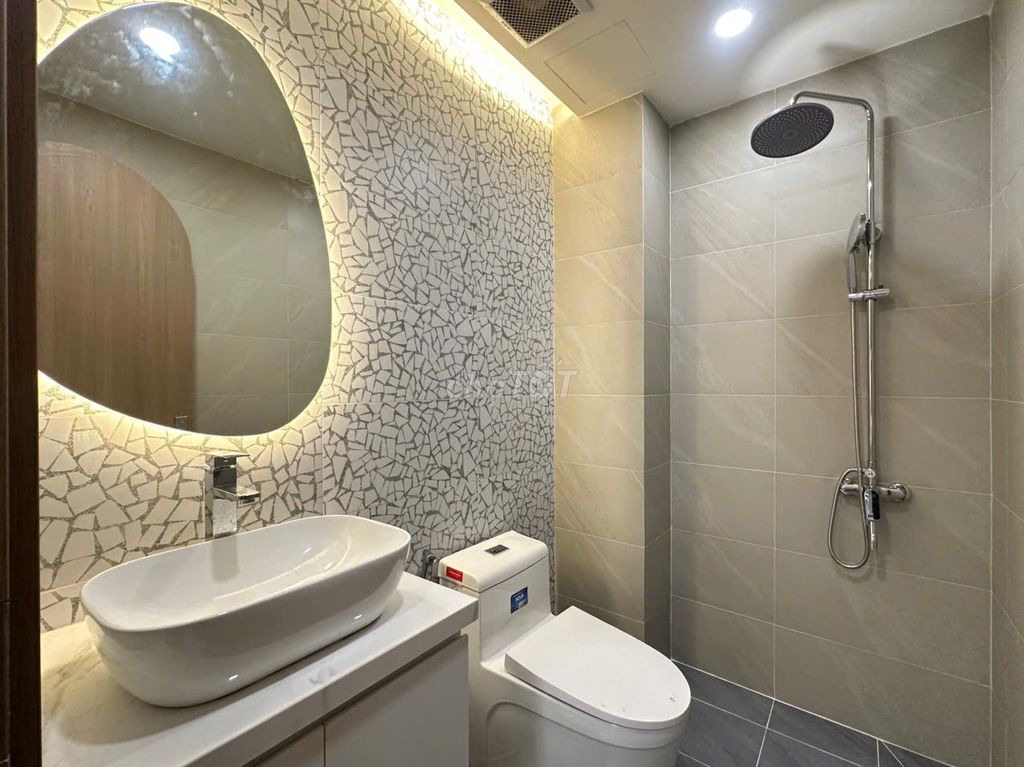 Rent an alley 41 Trần Nhật duật, Tân Định, District 1.