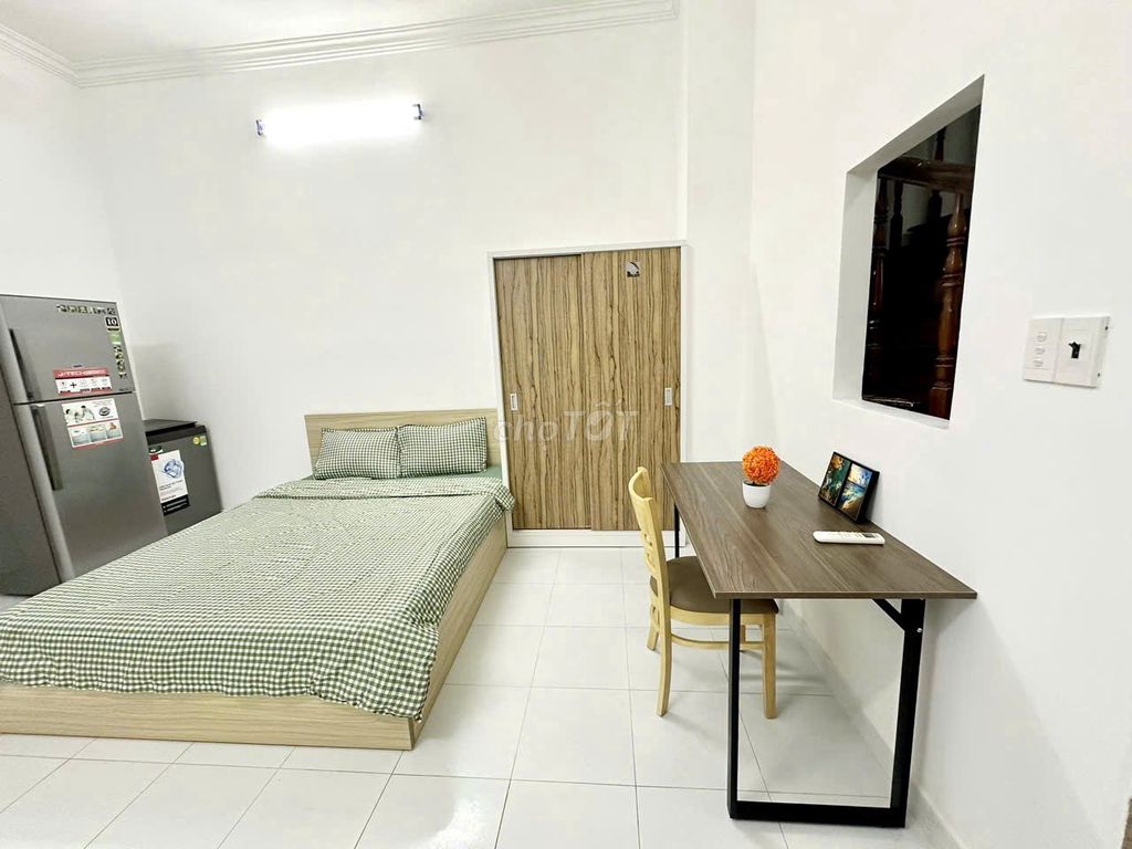 Studio Full Nguyễn Văn Thương interior, 204 25, Bình Thạnh.