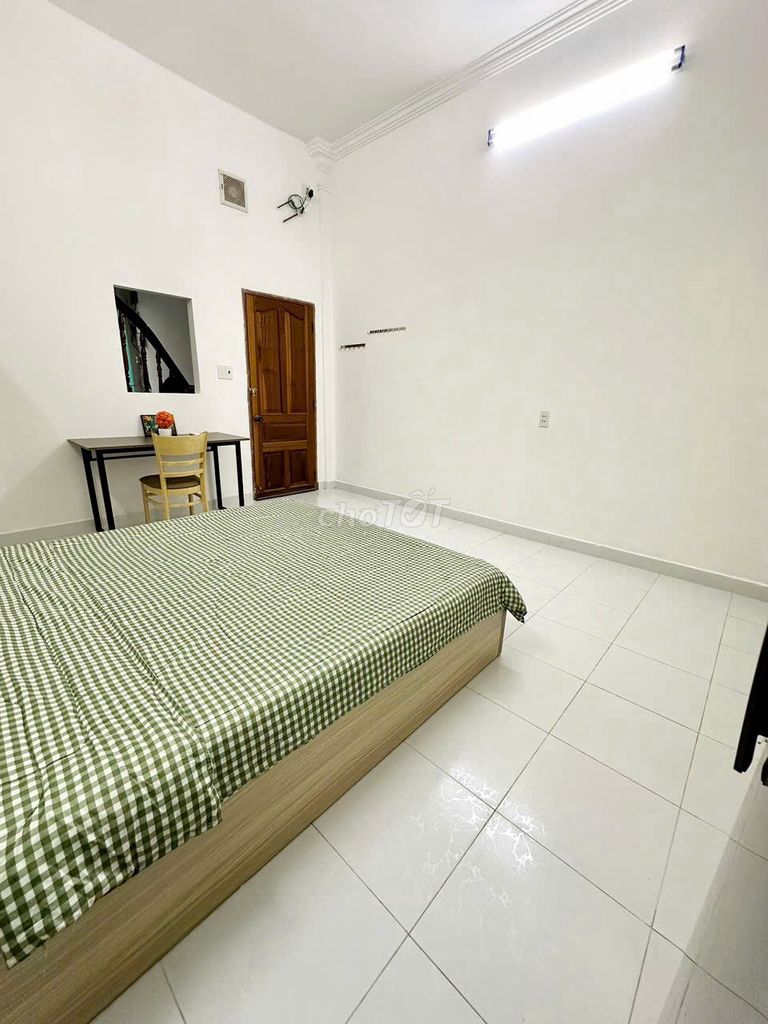Studio Full Nguyễn Văn Thương interior, 204 25, Bình Thạnh.