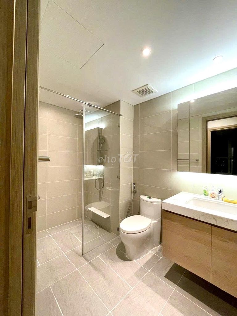 Rent the Sadora Sala apartment, 88 meters2, two full interior bedrooms.
