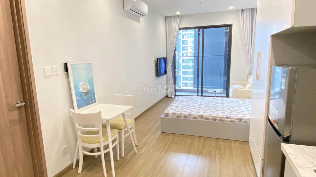 Rent an apartment full of furniture 6.5 million near Masteri Waterfront.