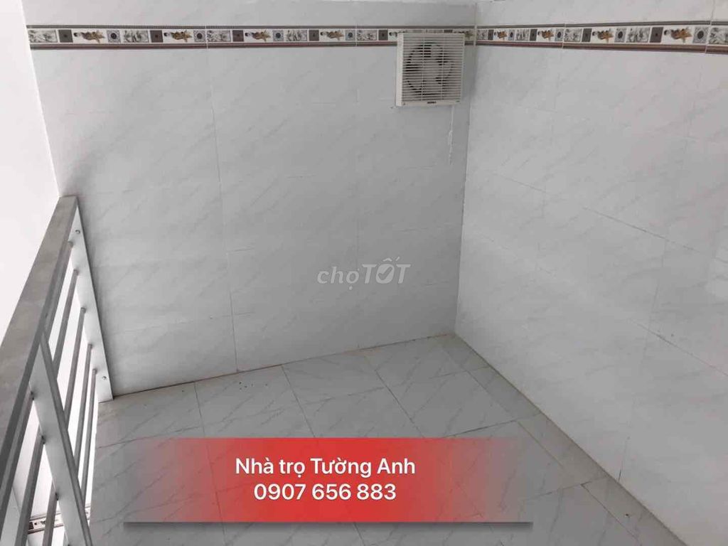 Rent the room, 350 yards from the economy, private toilet, now free.