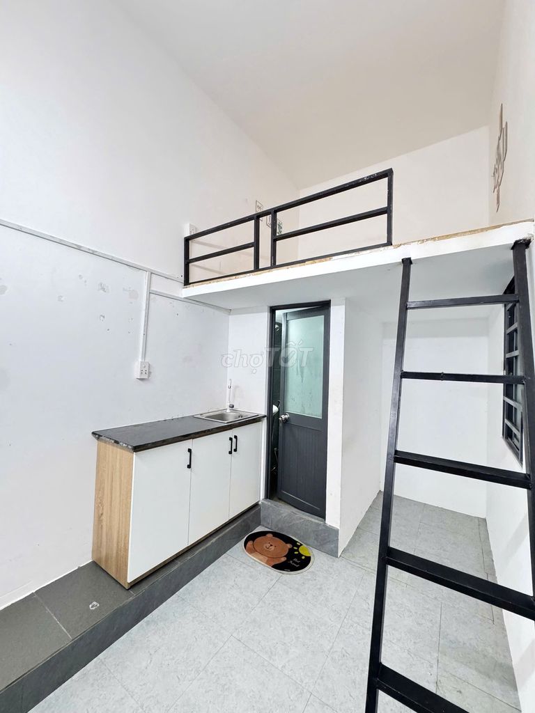Rent a cheap Bình Thạnh hotel, which is only 2 million9 to 4 million.