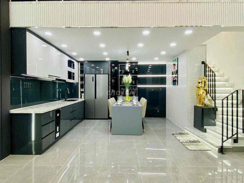 Phan Huy Ích street street 3rd floor bedroom 4 million toilets