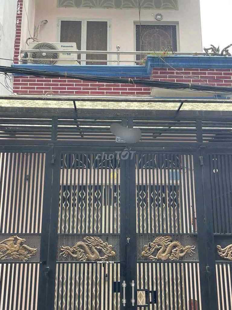 - Nguyễn Thiện Thuật Q-0 District 3 - 42 m2 second floor bedroom - 17 million