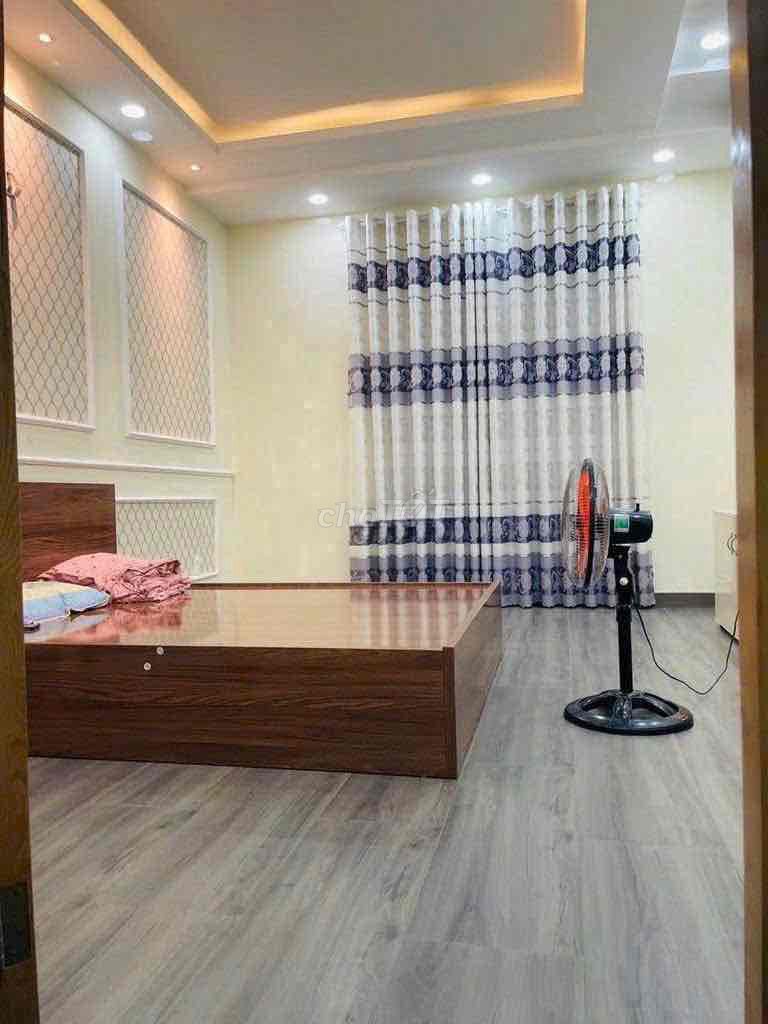 1319 Lê Đức Thọ, 187 14, Gò Vấp, 18 million a month, four bedrooms.