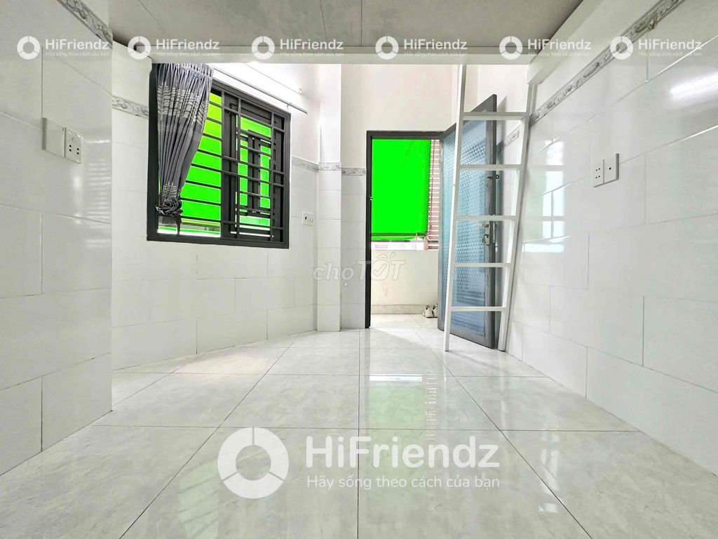 Nice new room, clean room, high guard, dedicated.