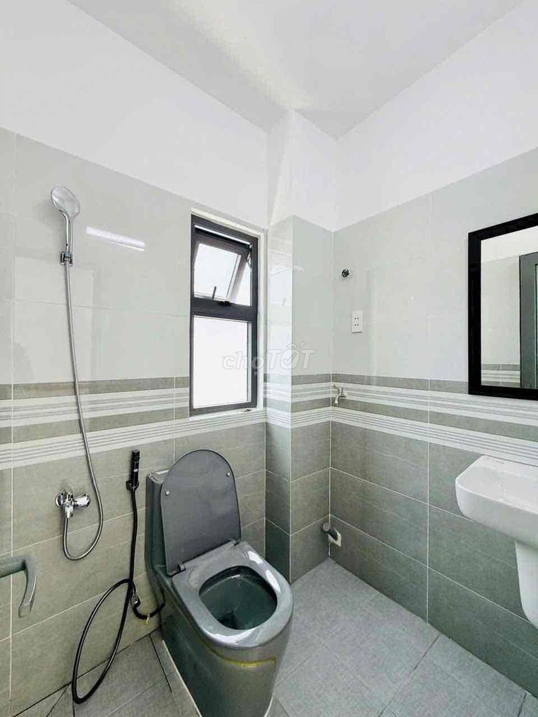 The beautiful New Street 5 M 3 4 4th floor bedroom.5 Full 7th floor Thống Nhất 15 million toilets