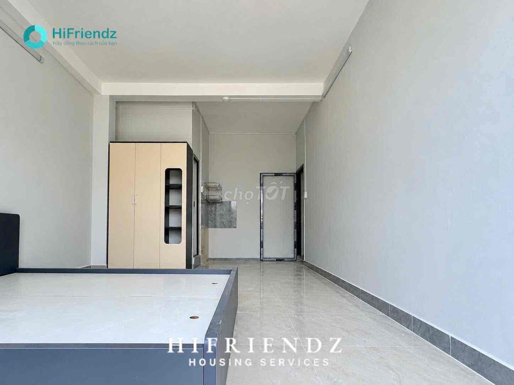 renting balcony/ window full interior