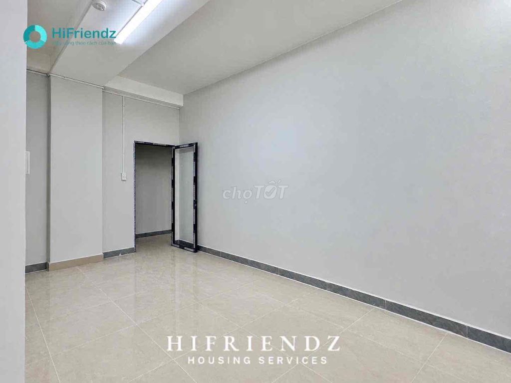 renting balcony/ window full interior