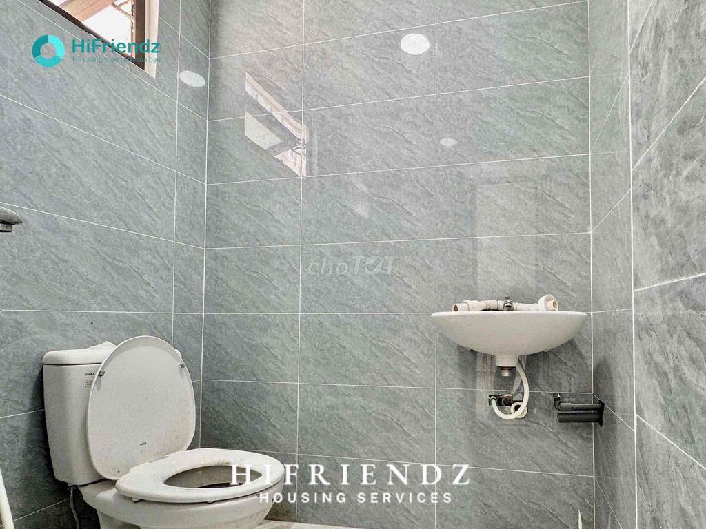 renting balcony/ window full interior