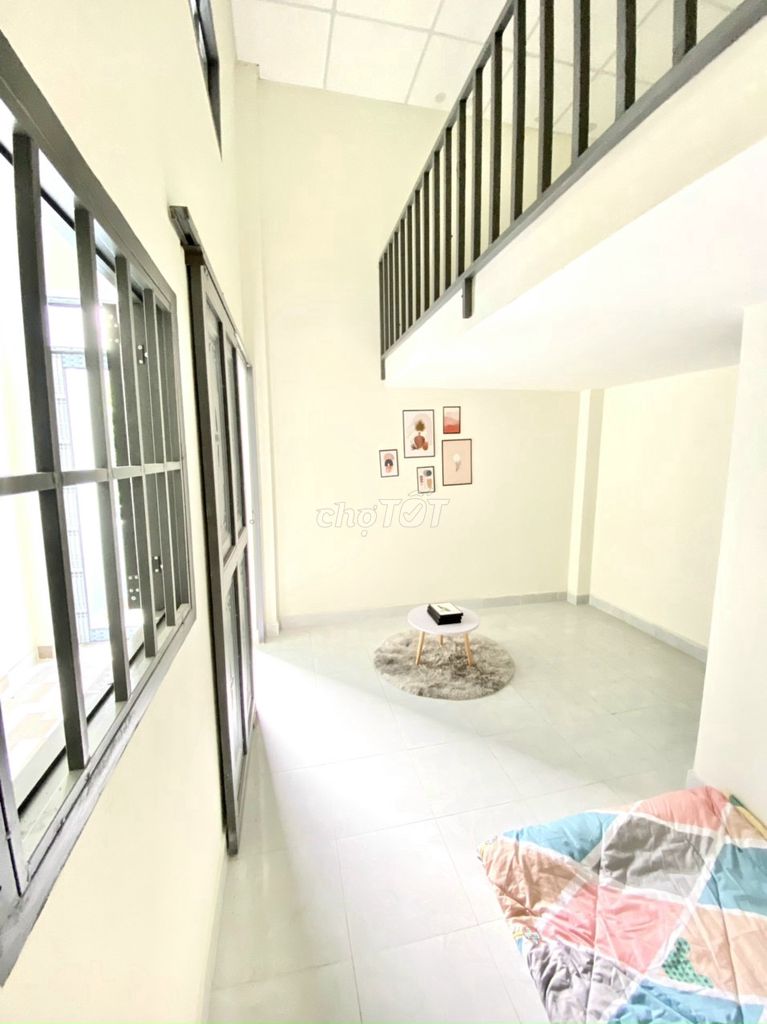 The owner rents enough furniture to the 6-mm Tân Thới Nhất District 12.