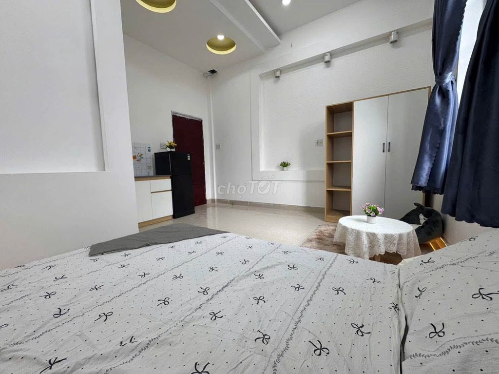 Rent a mini-full interior near the Oil University. One, tp.h.