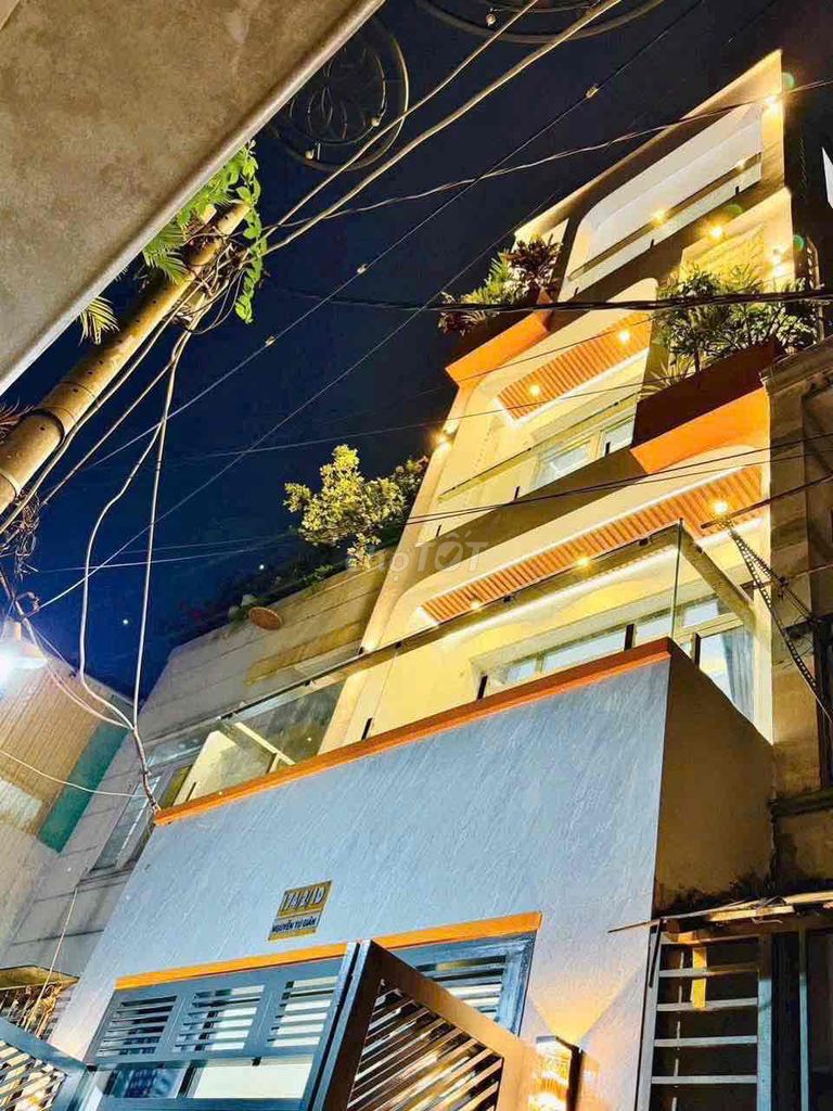 Rent four bedrooms, new interiors, Nguyễn Tư Giản-712.