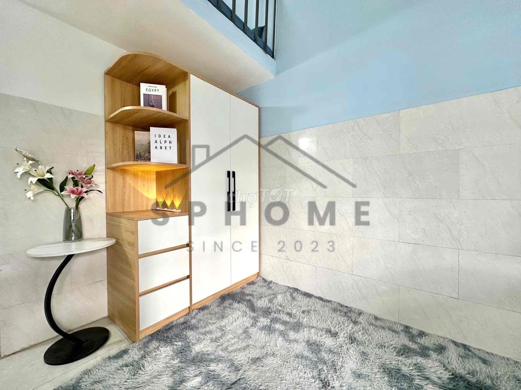 A full interior lodge room • ground floor with an hssv value ( ) near uth huflit