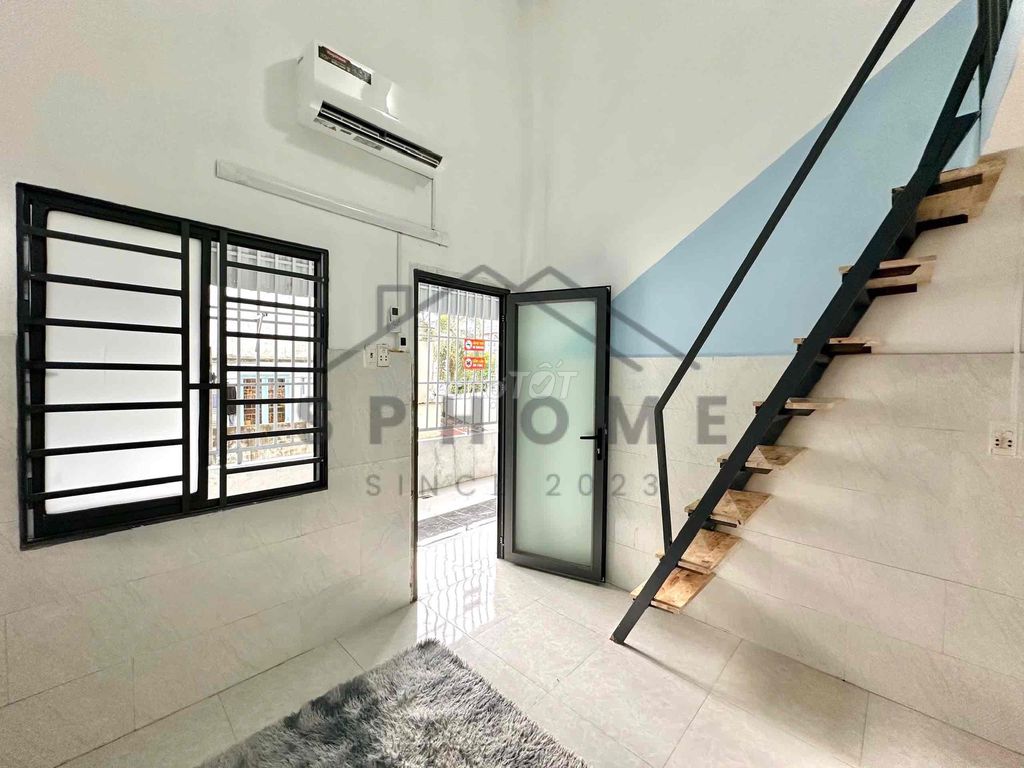 A full interior lodge room • ground floor with an hssv value ( ) near uth huflit