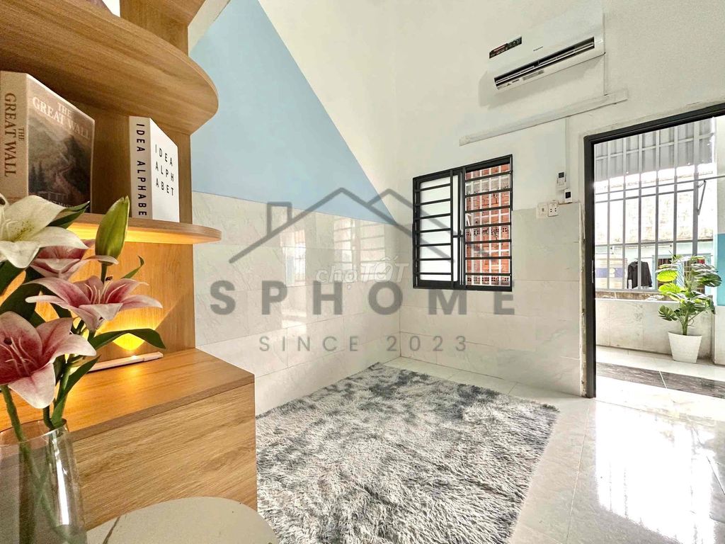A full interior lodge room • ground floor with an hssv value ( ) near uth huflit
