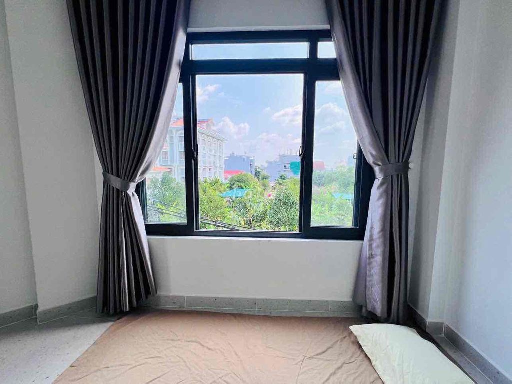 An Phú Đông Hotel pass District 12