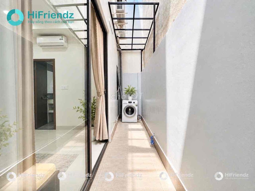 A Super Wide Widest Roller