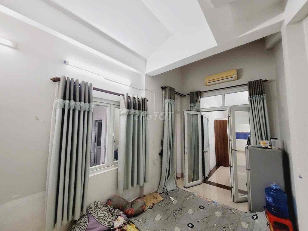Rent the entire 3rd floor 2 bedrooms for 5 million