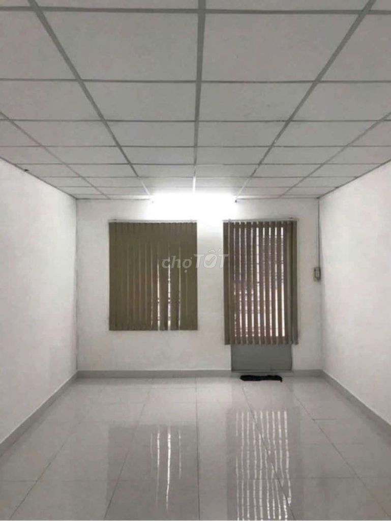 4 X 17 M front row