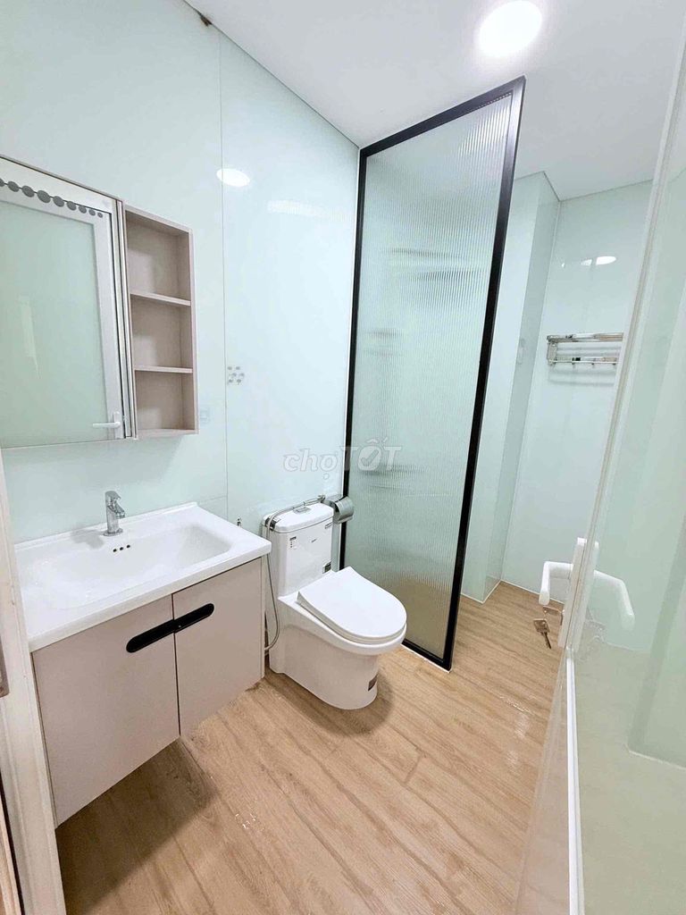 Hire the District Service House 7 – Near Mart Mart, ufm, rmit, tdtu, scvto