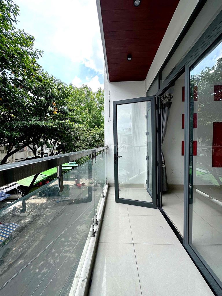 The new cheap project near the fair balcony universities suits you sv