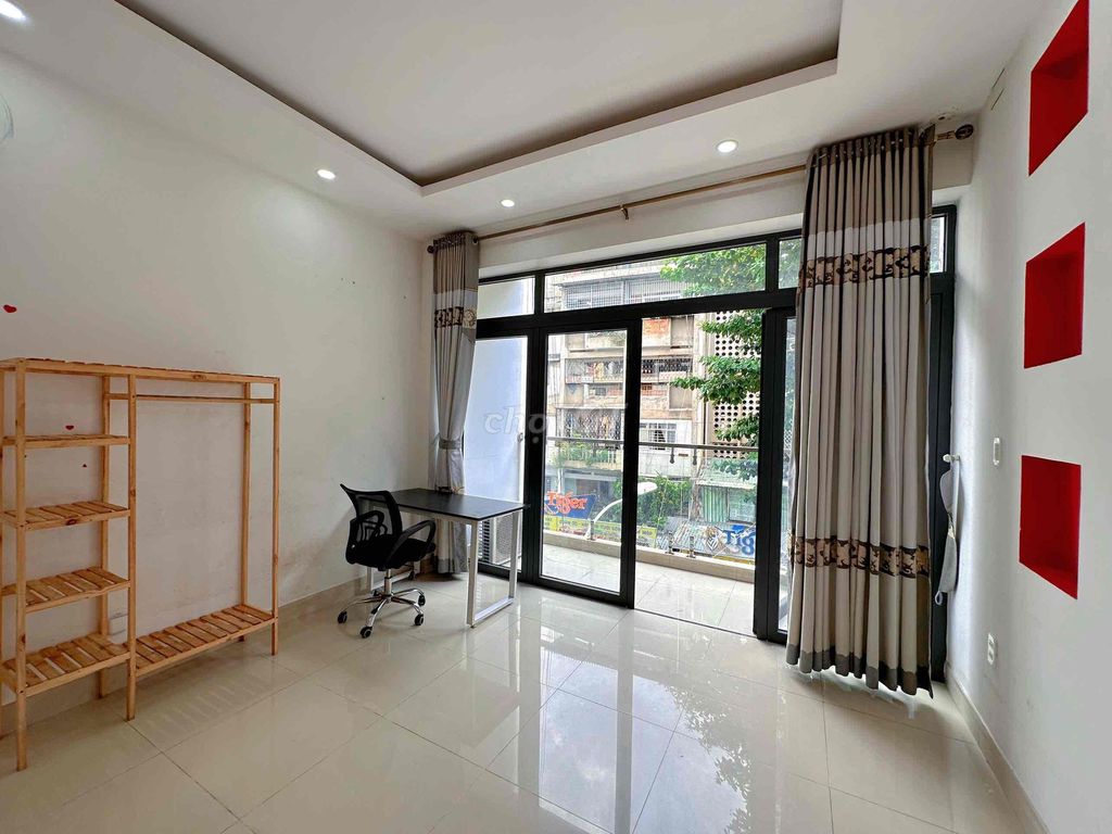 The new cheap project near the fair balcony universities suits you sv