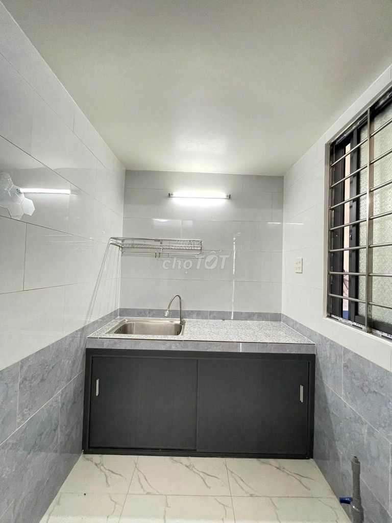 The new Duprix room is 100% near the center of the tp.