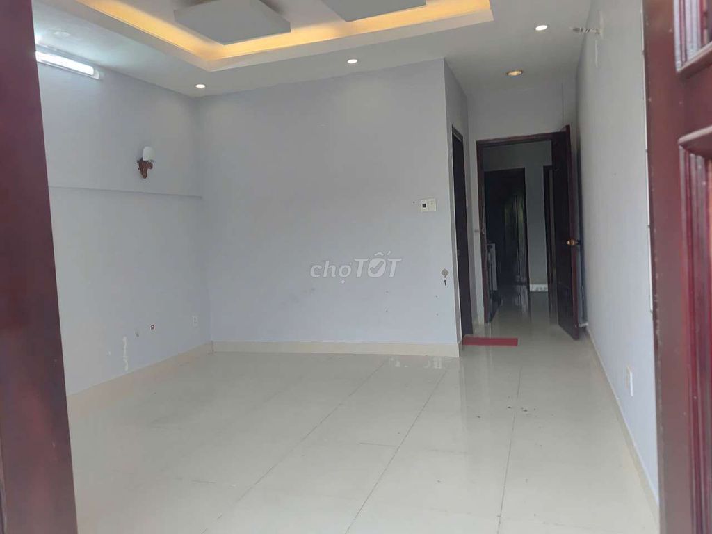 Rent the villa room, the street.