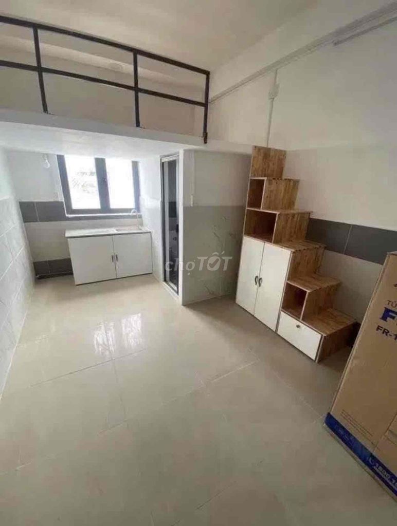 The new room is near huit-chuflit-ddsg-dsg
