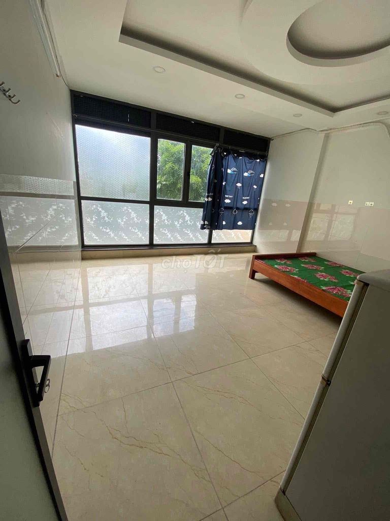 The new room is right next door to the city of Ho Chi Minh.