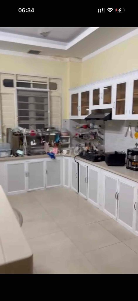 Rent Thạnh Lộc area 12 x 18 meters car yard 4 bedroom 5 toilets