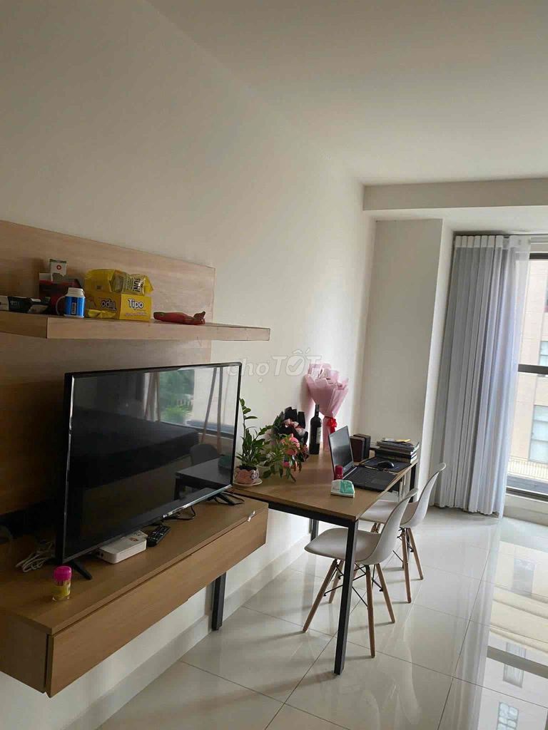 The full studio apartment of Saigon Royal furniture