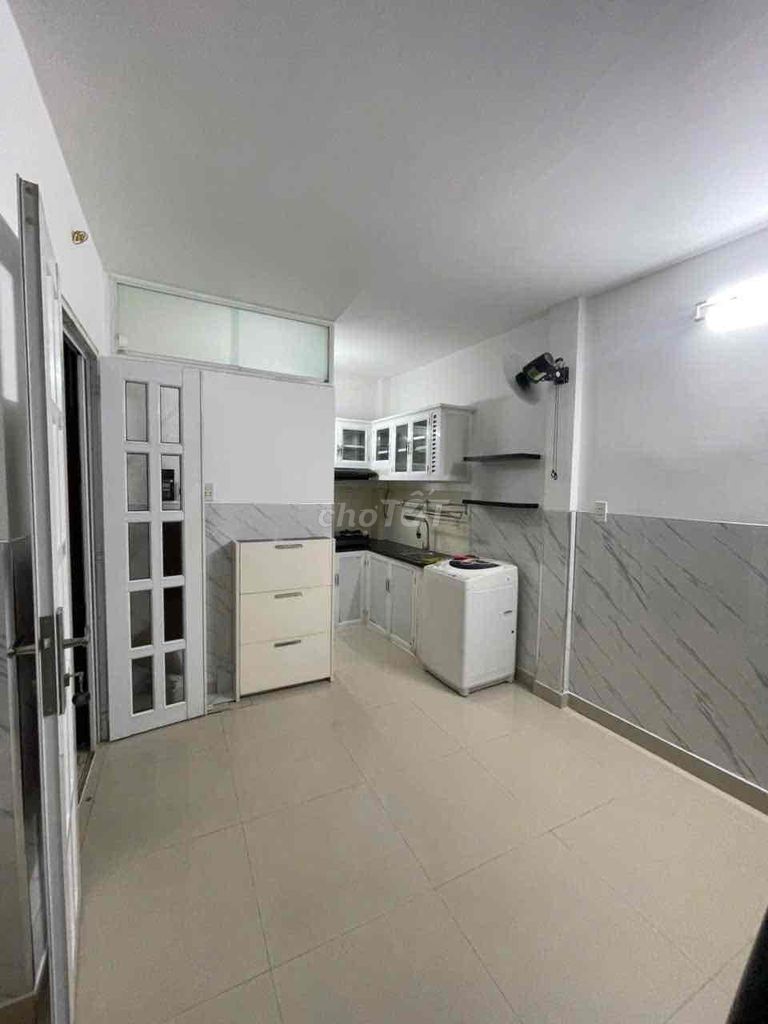 Rent a full Huỳnh Văn Bánh interior, Phú Nhuận – 8.5 million a month,