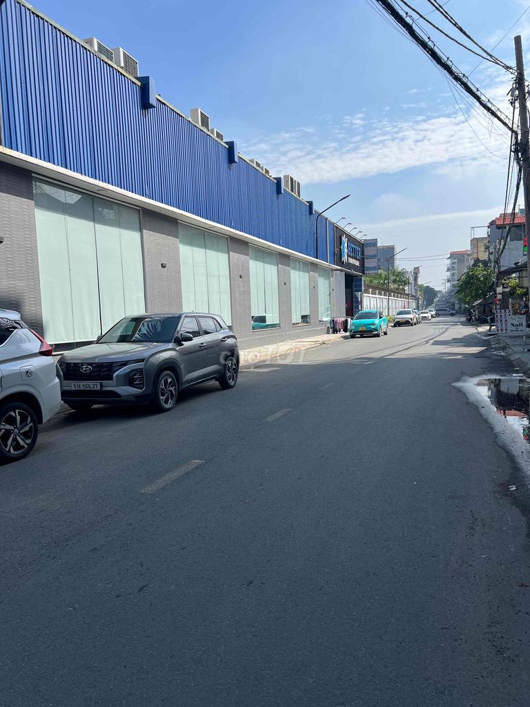 Six-story super, full interior, Trần Văn Lắm District 12, 292 m2*40)