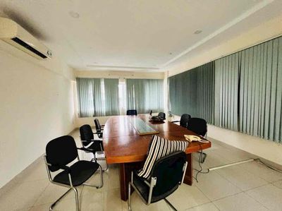 Rent the original house. Long-tac male-- near the vincom.