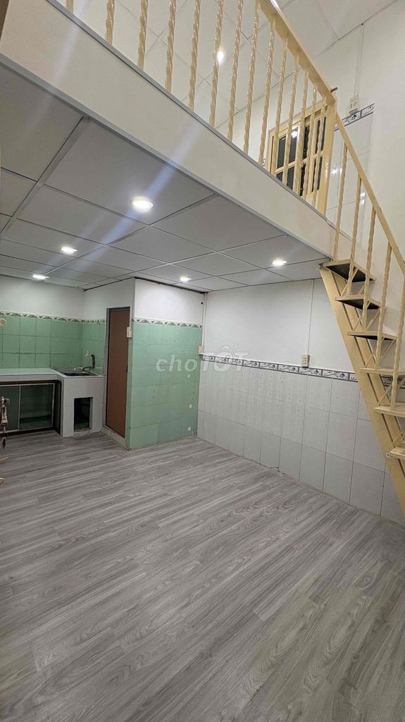 The nice house for rent, near the supermarket, bv, school,