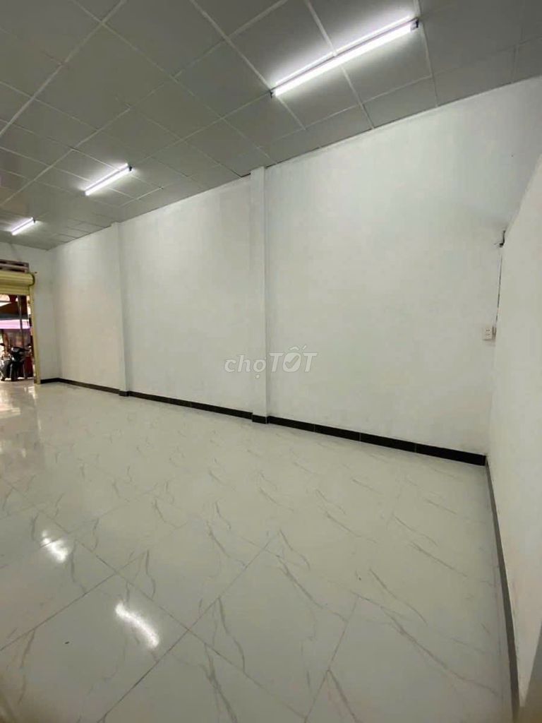 Rent an mtkd local Tây Thạnh area 4 x16 meters, the most crash site
