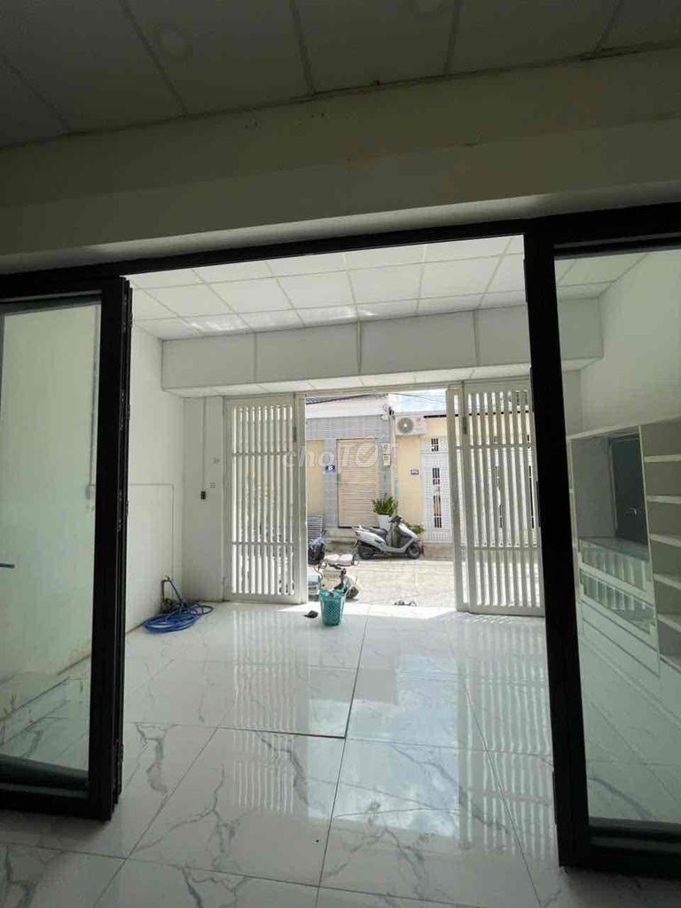The level 4 root - 2 Bedroom - 110 m2 is only 15 million a month.