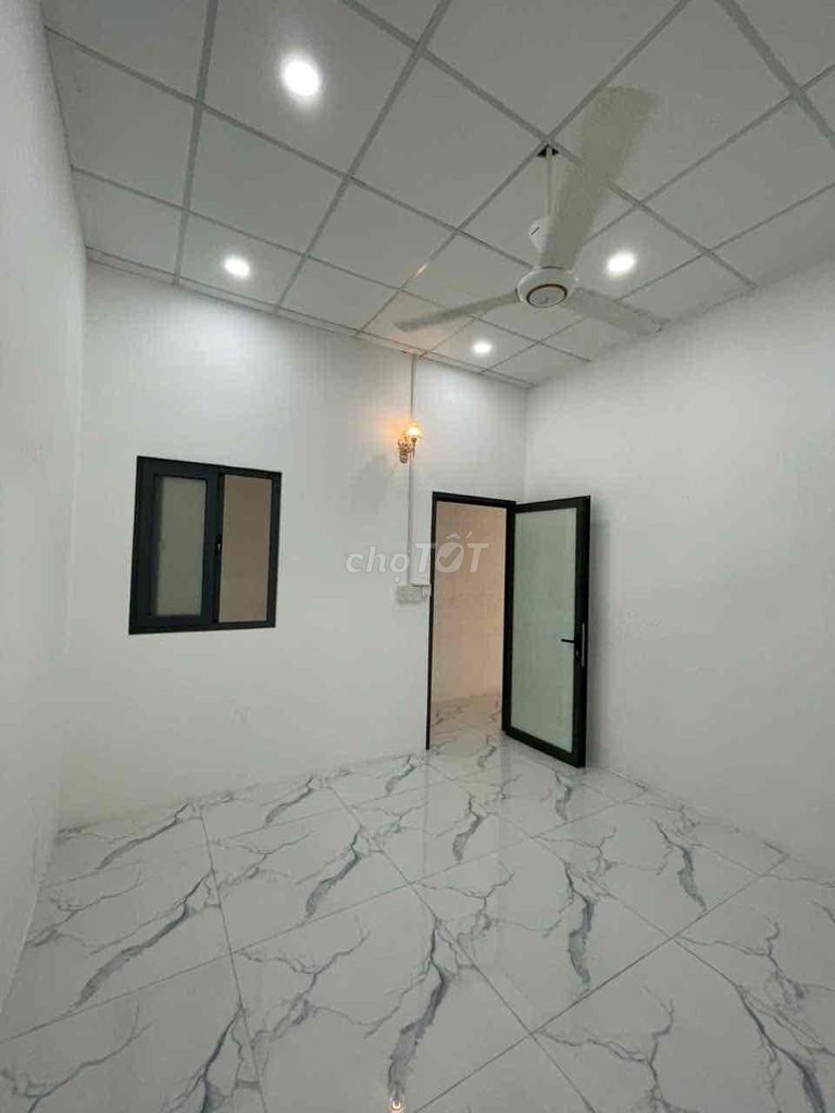 The level 4 root - 2 Bedroom - 110 m2 is only 15 million a month.