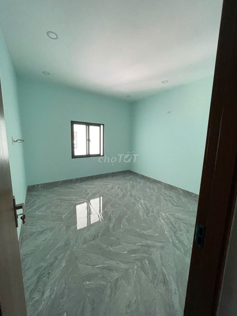11 million 2 bedroom 2 toilets 4 x 20 meters For a 100 percent new building right here.