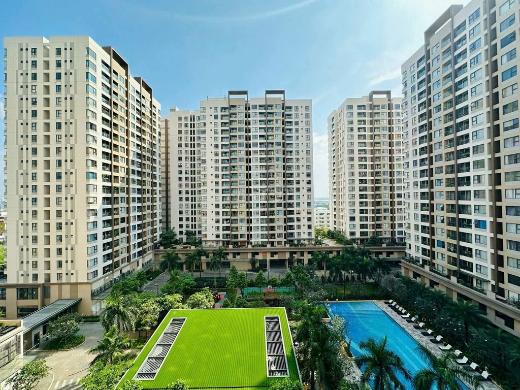 For quick rent 2 bedrooms Akari City 75 M2 full cabinet 11 million a month