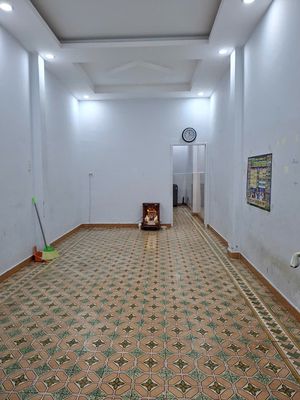 Nguyễn Tiểu La alleyhouse, 2 second floor bedroom 2 toilets, 3.5 x15 meters, 15 million