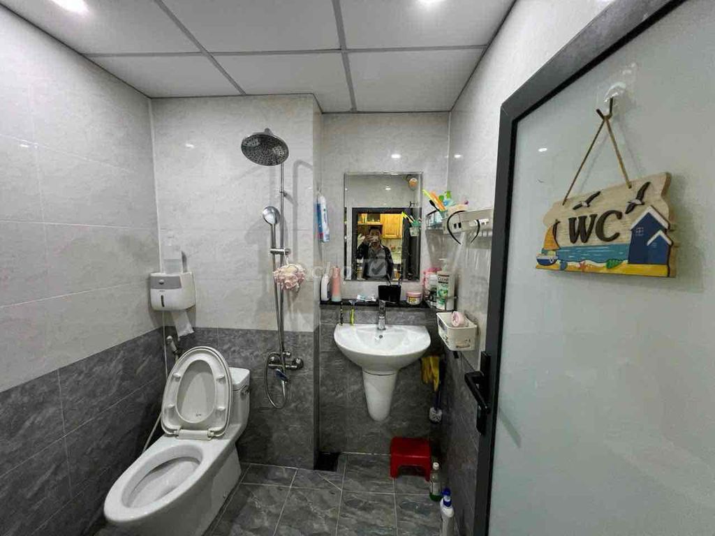 Rent a three-size Meadow Oil View Trương Vĩnh Ký 10 million a month.