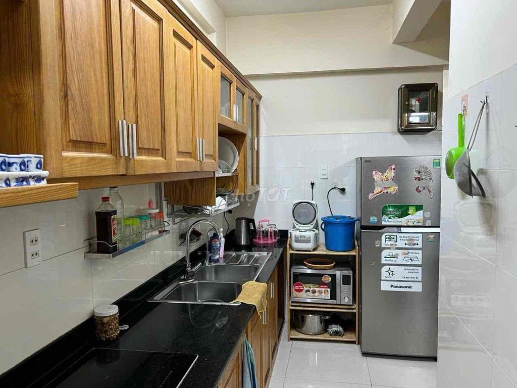 Rent a three-size Meadow Oil View Trương Vĩnh Ký 10 million a month.